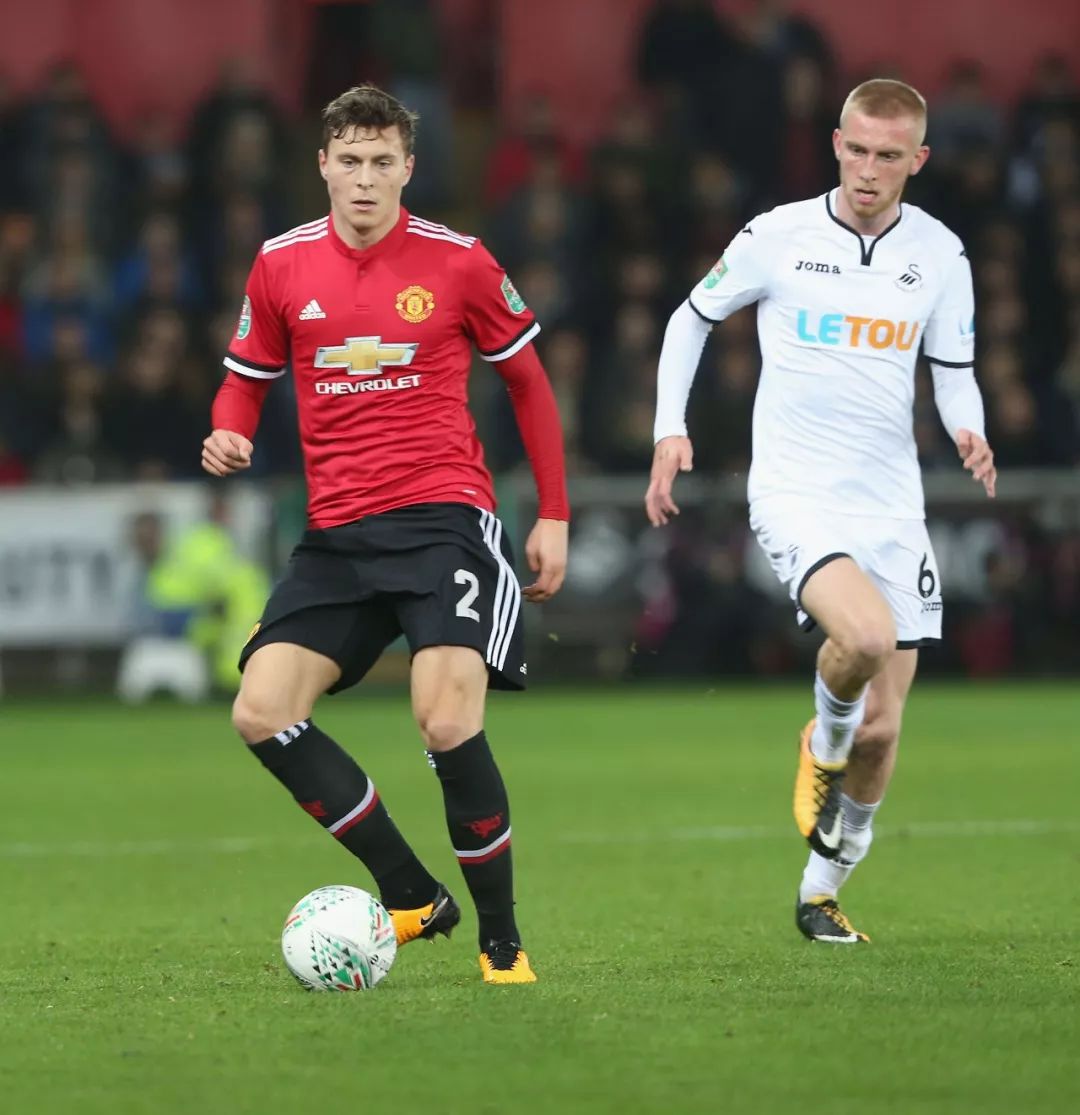 一名具备巨 一名具备巨